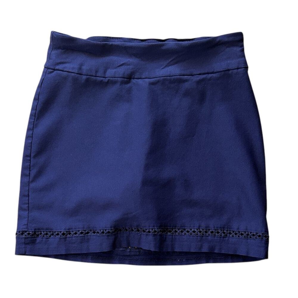 Crown & Ivy Navy Blue Scallop Millennium Skort 4